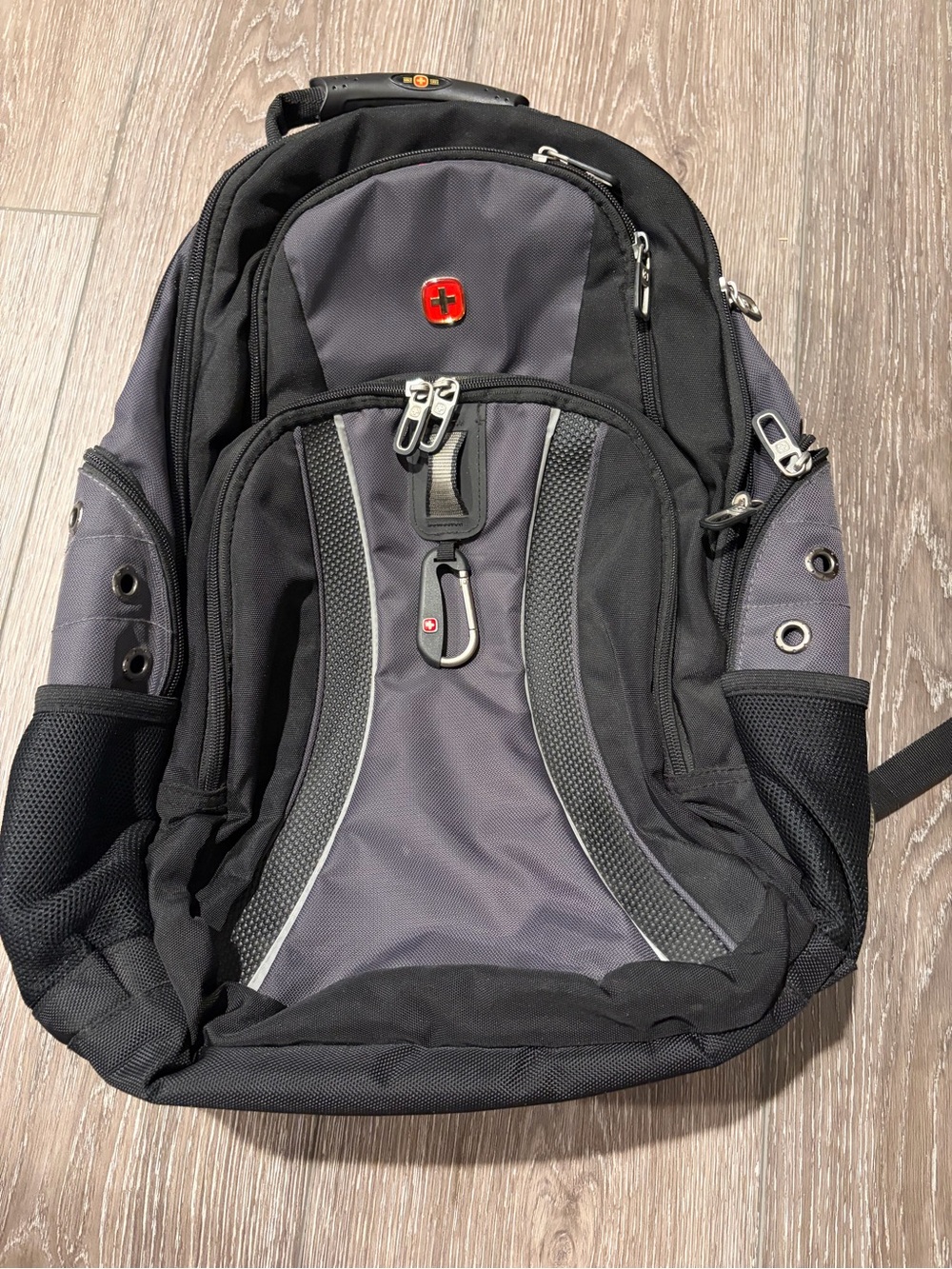 SwissGear Black and Gray Men's Backpack with Laptop Compartment